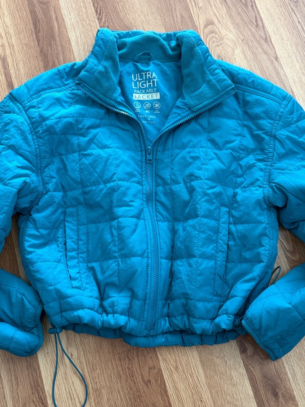 Love Tree Teal Packable Jacket. Size M.